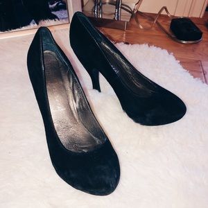 Black Jeffrey Campbell pumps